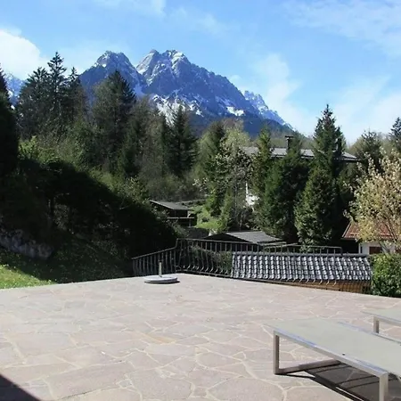 Chalet Mit Privater Fitness Und Spa 加爾米施-帕滕基興